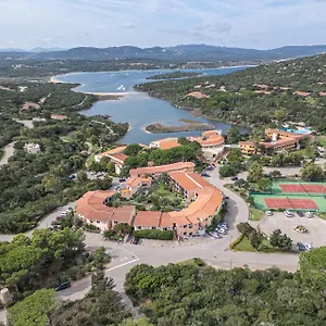 https://costa-serena-village-boschetto-holiday.in-sardinia.net